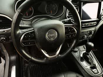 Used 2021 Sting-Gray Clearcoat Jeep Limited image 5