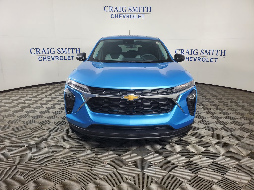 2026 Chevrolet Trax LS - Photo 7