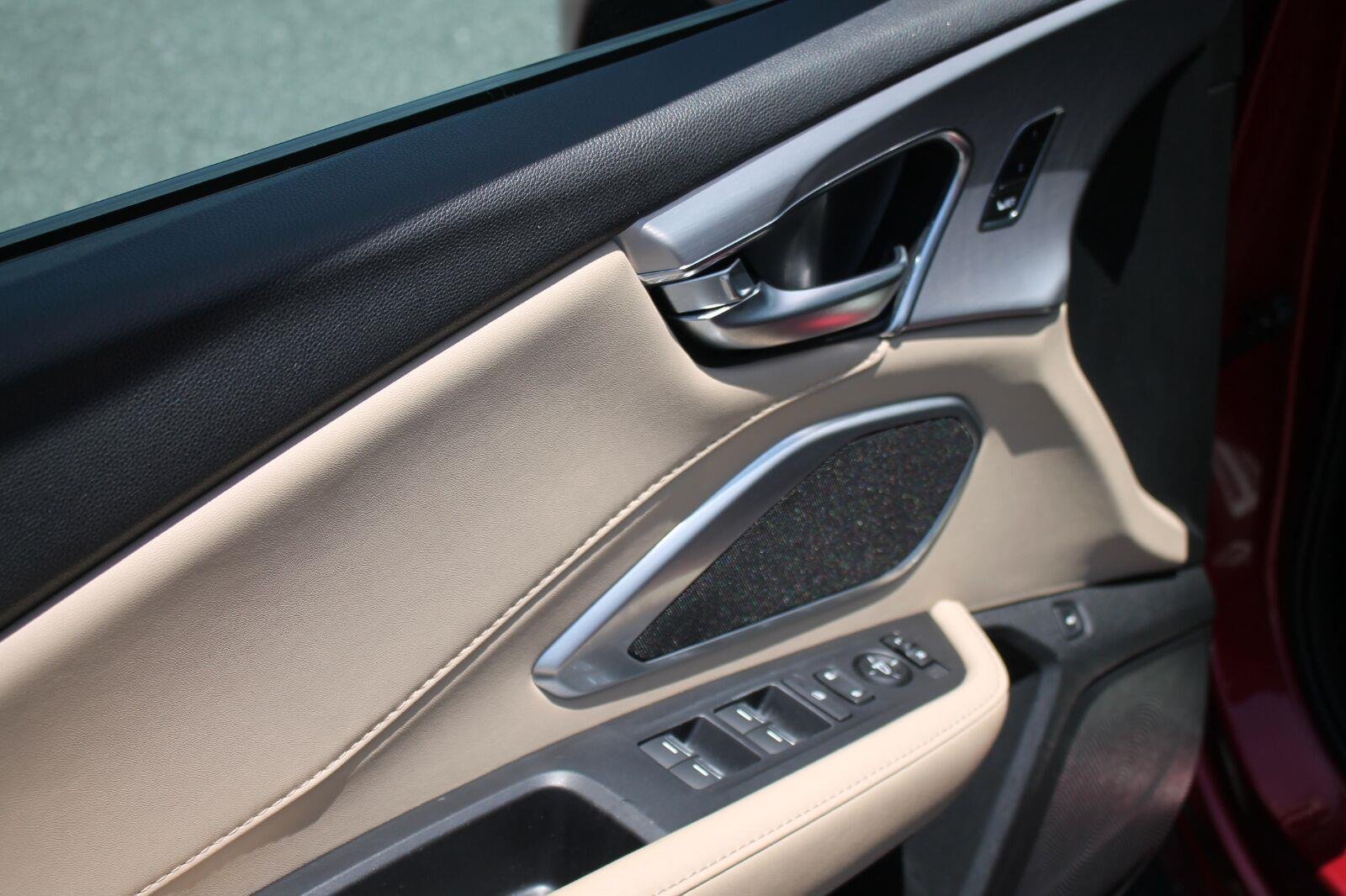 Used 2023 Red Acura SH-AWD image 13