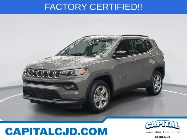 Used 2024 Gray Jeep Latitude image 1