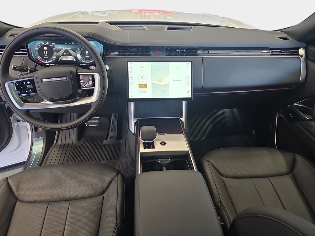 New 2026 Fuji White Land Rover SE image 9