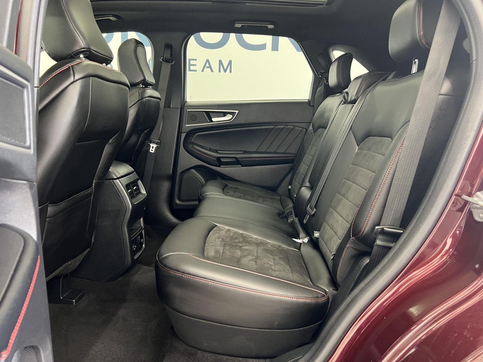 2021 Ford Edge ST-Line - Photo 25