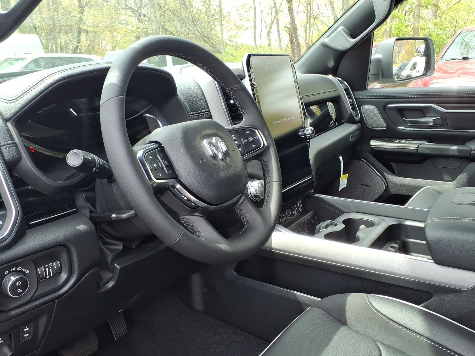 New 2026 Ivory White Tri-Coat Pearl-Coat Exterior Paint RAM Laramie image 14