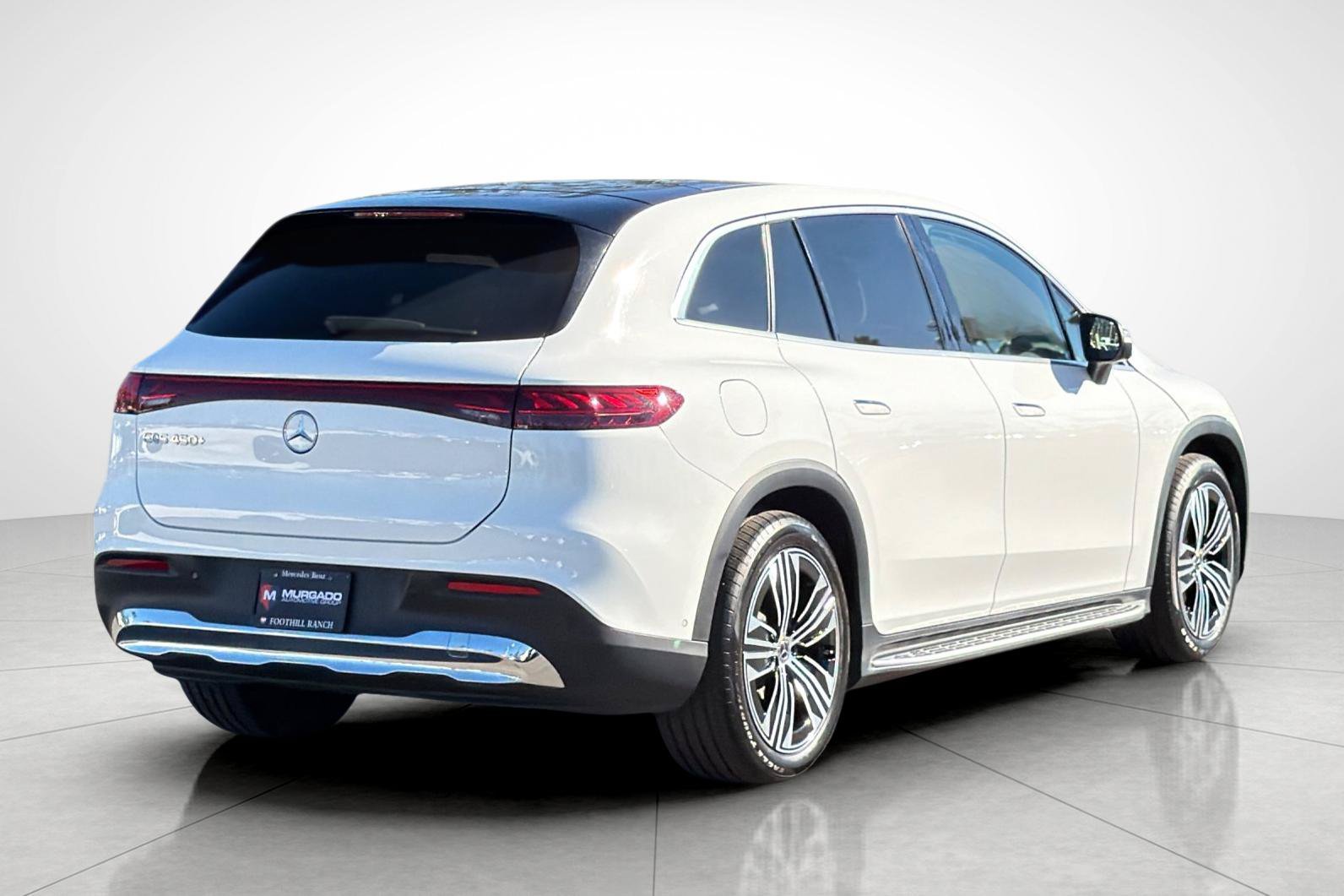 Certified Used 2023 White Mercedes-Benz 450 image 2