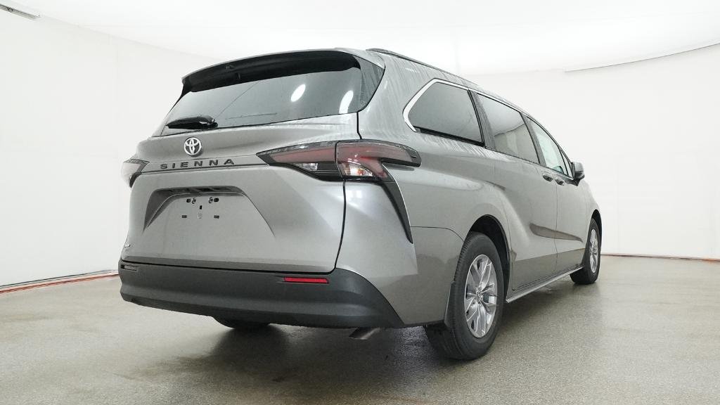 New 2026 Heavy Metallic Toyota LE image 17
