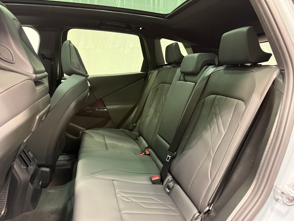 New 2026 Brooklyn Grey Metallic BMW 30 xDrive image 22
