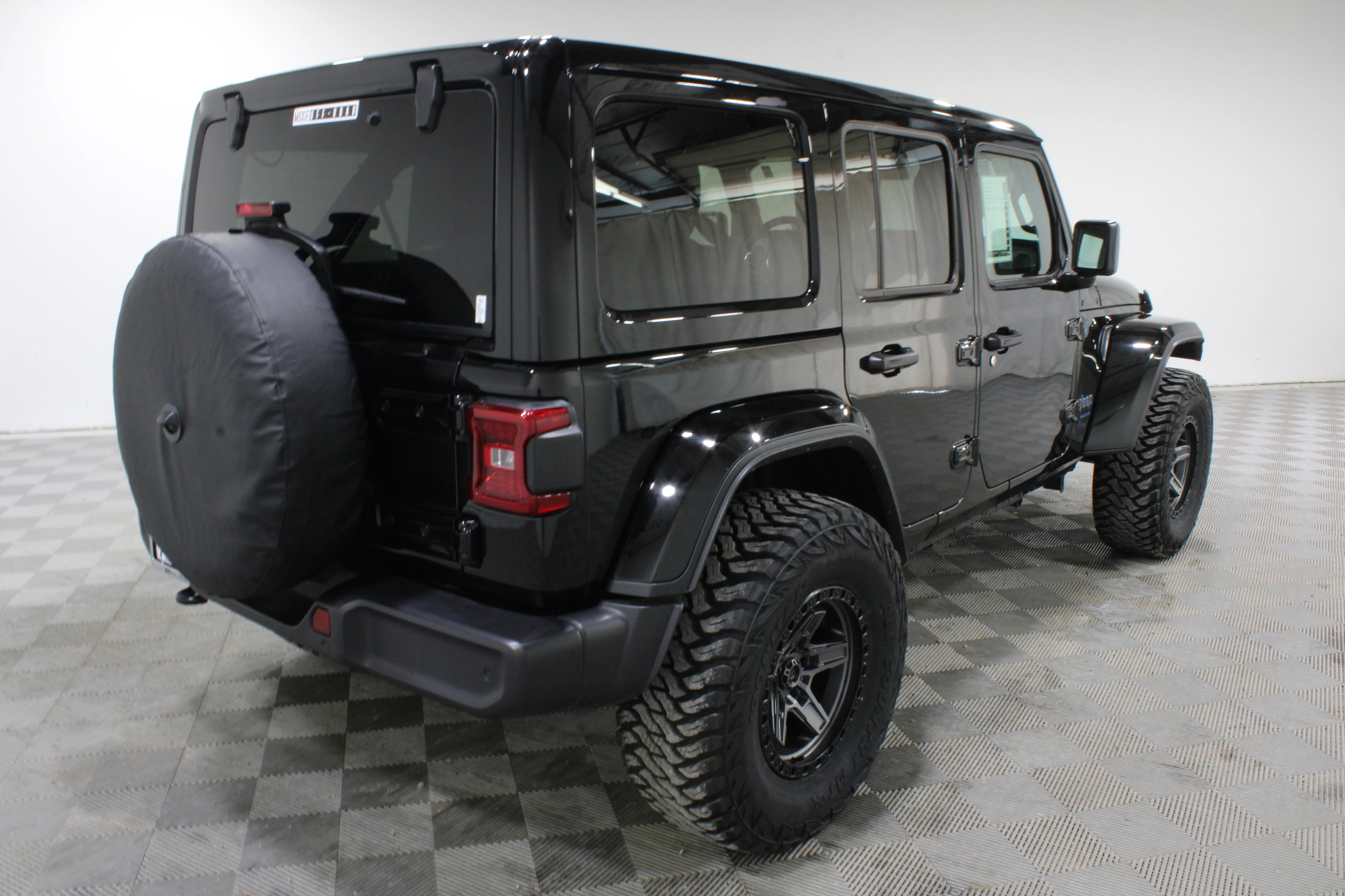 2025 Jeep Wrangler 4xe Sahara 4XE - Photo 29