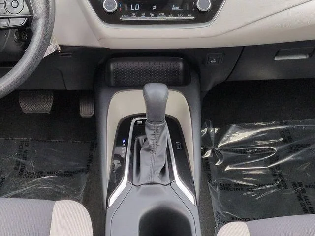 Certified Used 2024 WIND CHILL PEARL Toyota  image 18