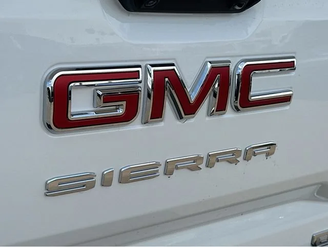 New 2026 Summit White GMC Elevation image 9