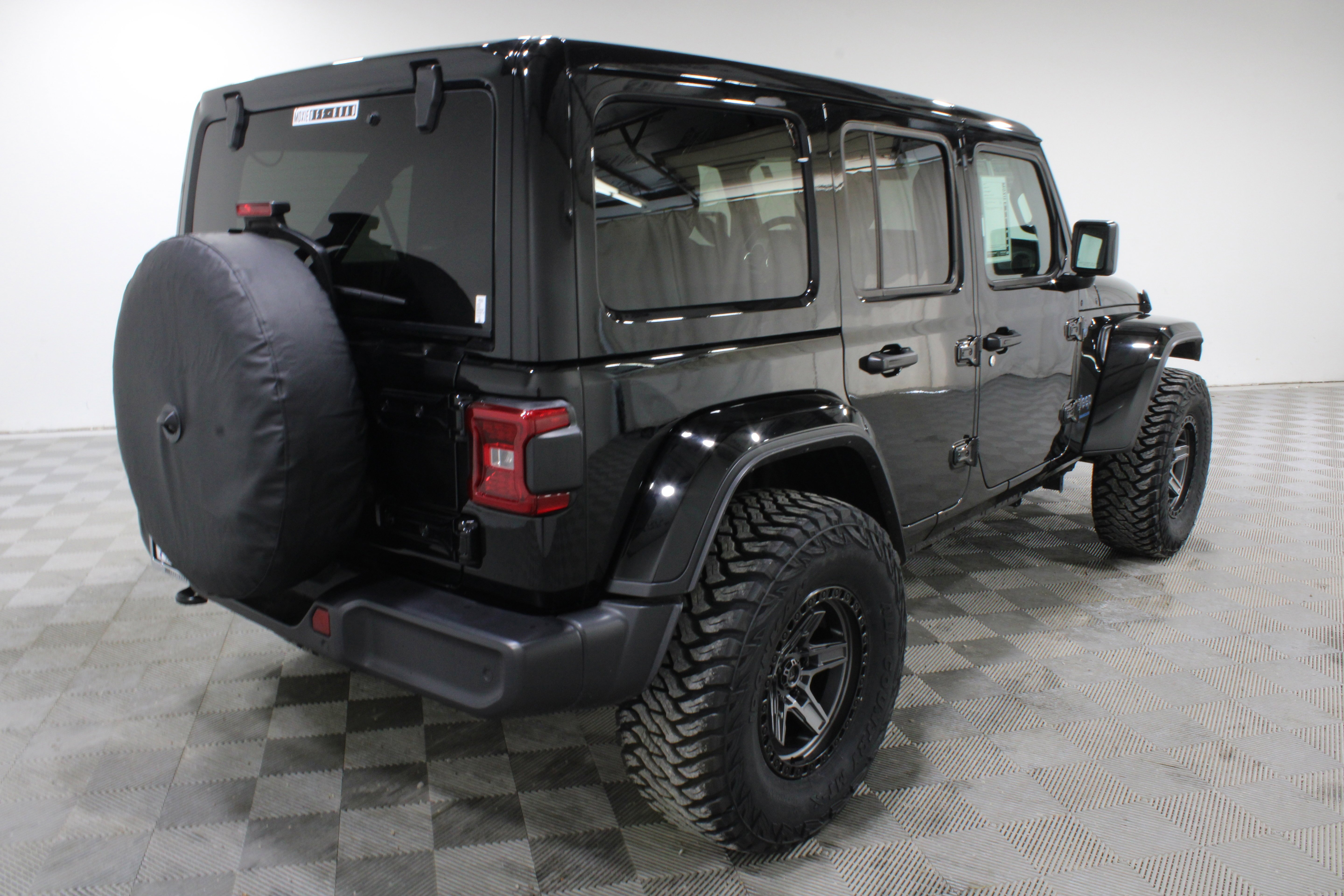 Used 2025 Black Clearcoat Jeep Sahara image 29