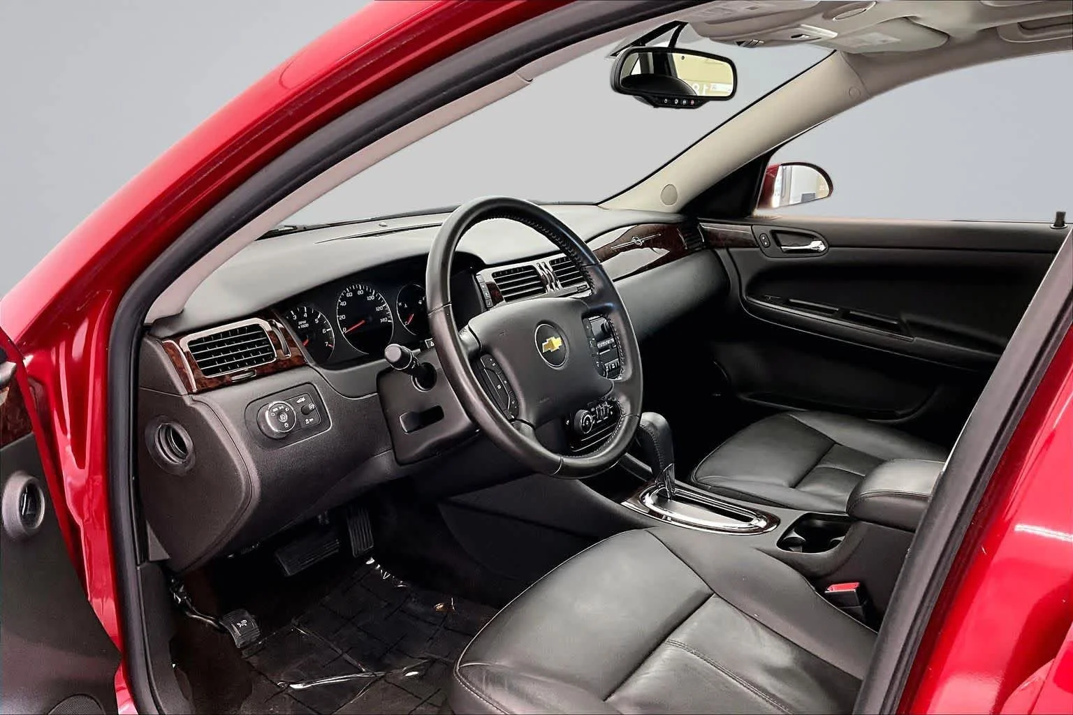 Used 2013 Chevrolet Impala LTZ with VIN 2G1WC5E38D1231281 for sale in Des Moines, IA