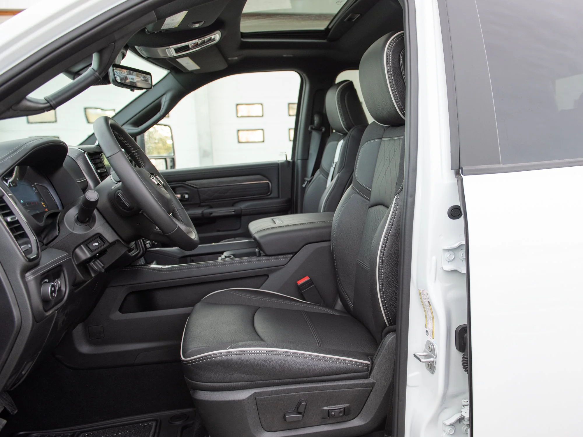 New 2027 White RAM Limited Night* Mega Cab 4x4, Tow-Tech Plus Group, Sunroof, Passenger Screen image 30