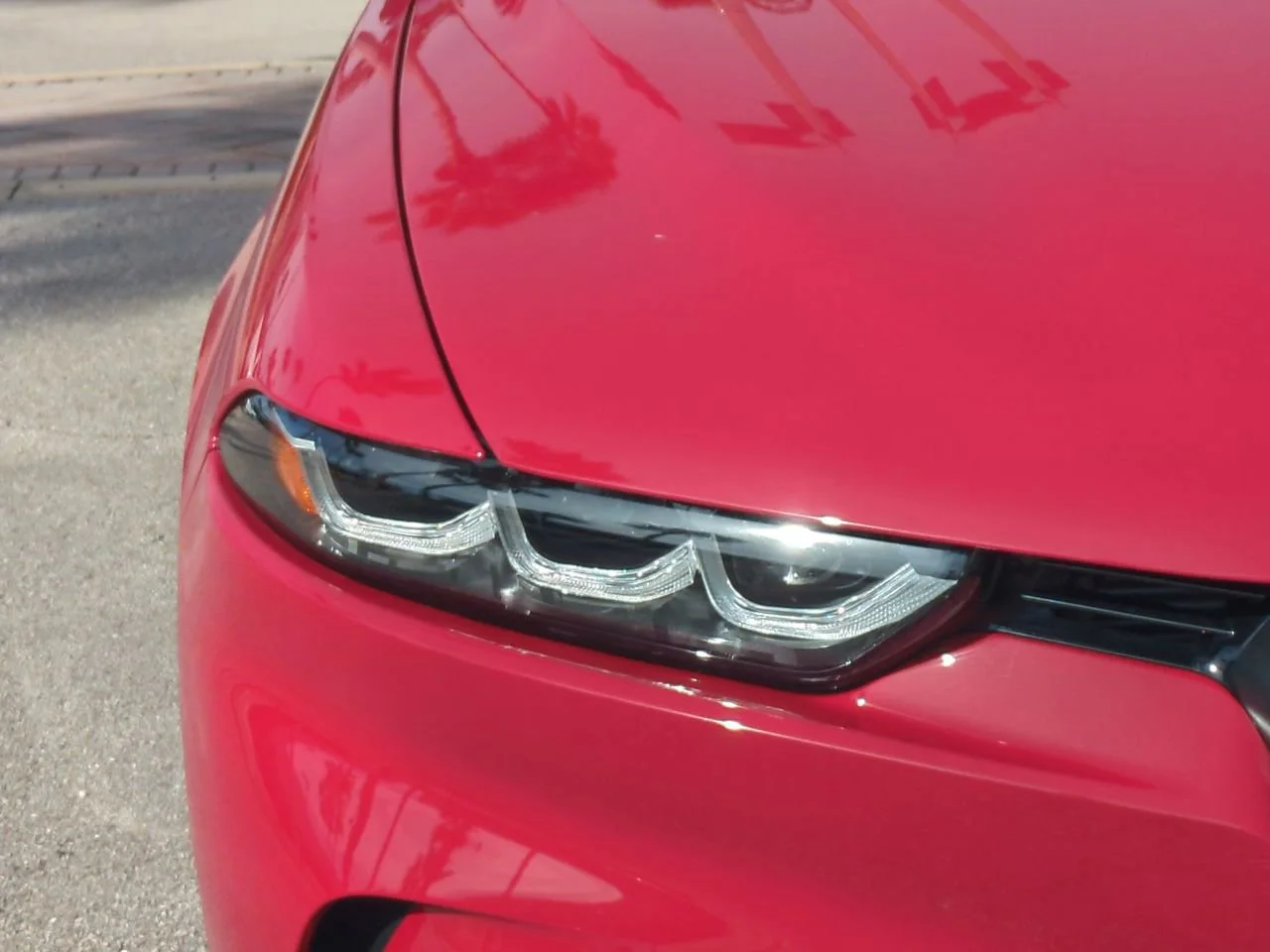 New 2025 Alfa Rosso (Red) Exterior Paint Alfa Romeo  image 9