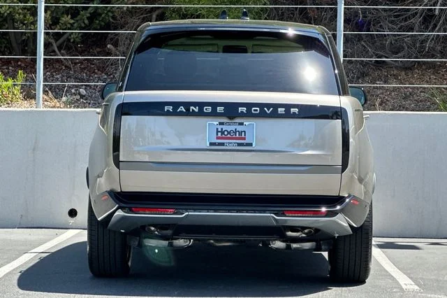 New 2026 Batumi Gold Land Rover SE image 4