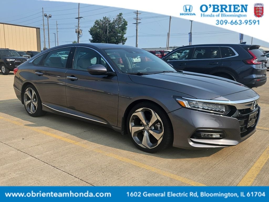 Used 2018  Honda Touring image 1
