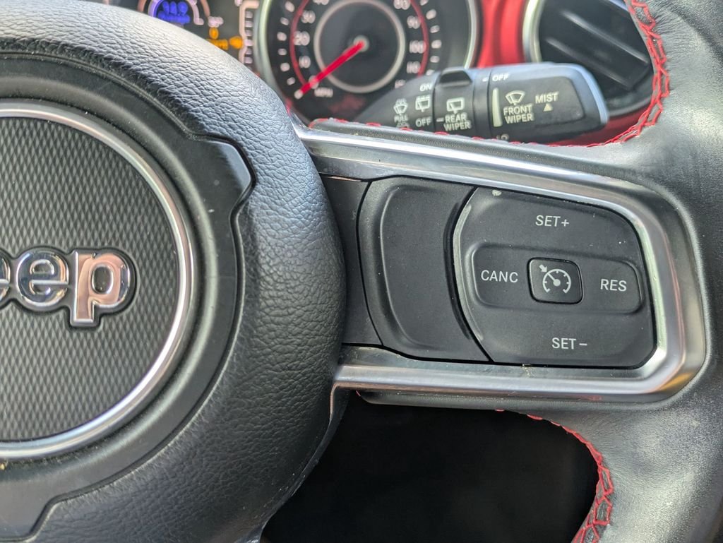 Used 2022 Black Jeep Unlimited Rubicon image 18