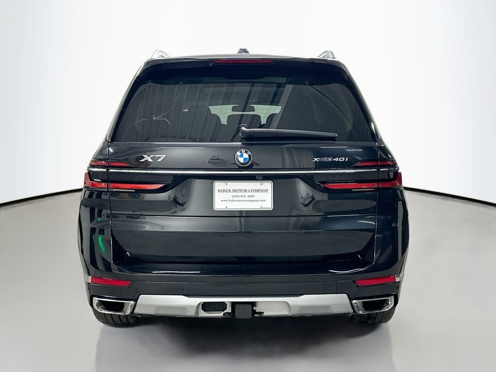 Used 2024 Black Sapphire Metallic BMW xDrive40i image 10