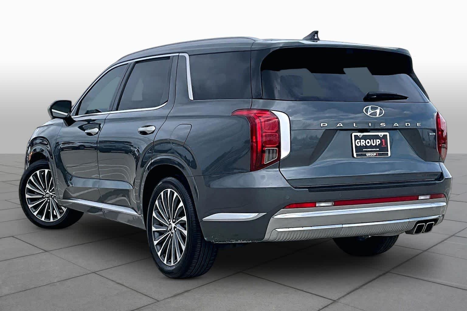 Used 2024 Steel Graphite Hyundai Calligraphy image 12