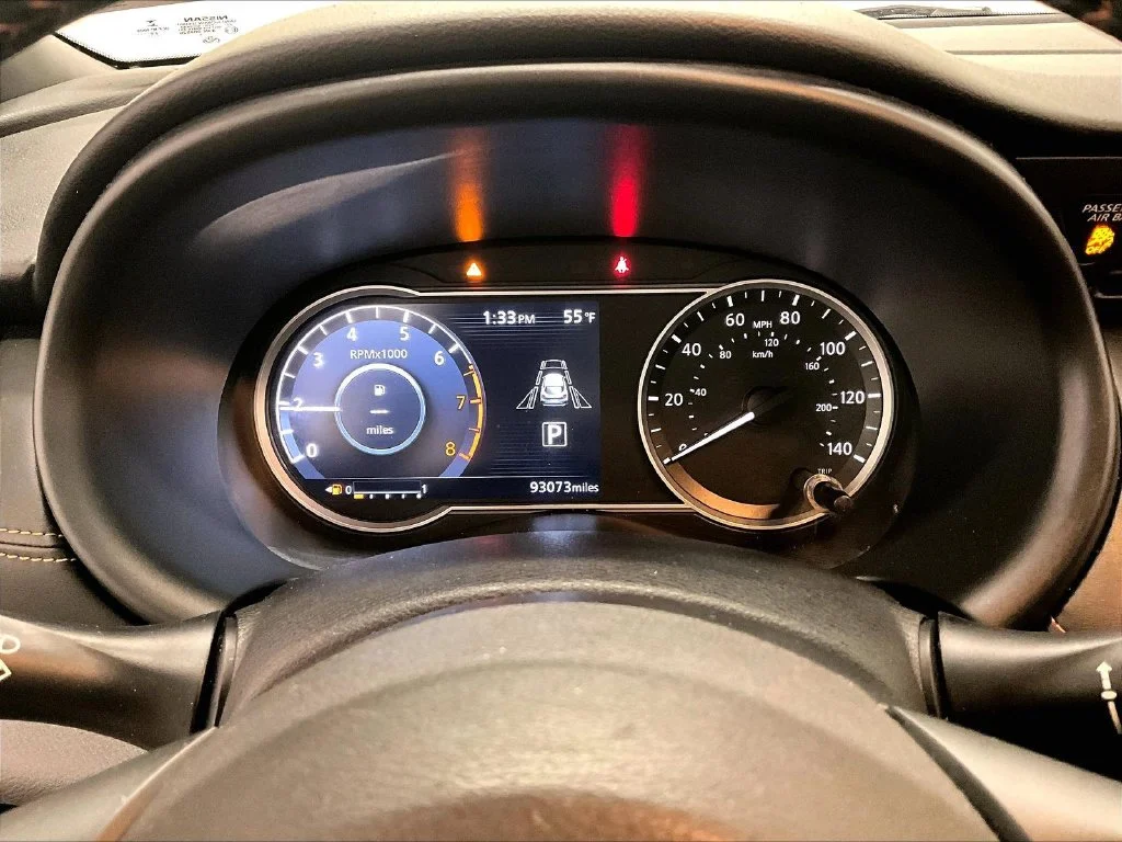 Used 2020 Black Nissan SR image 13