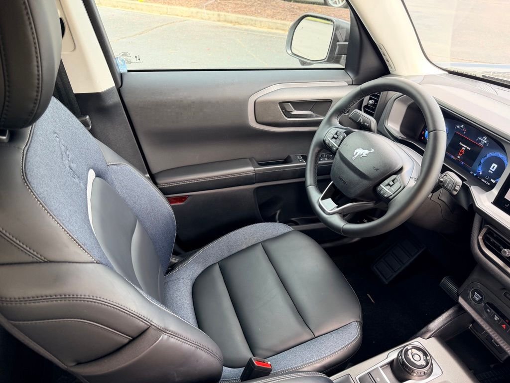Used 2025 Gray Ford Outer Banks image 12