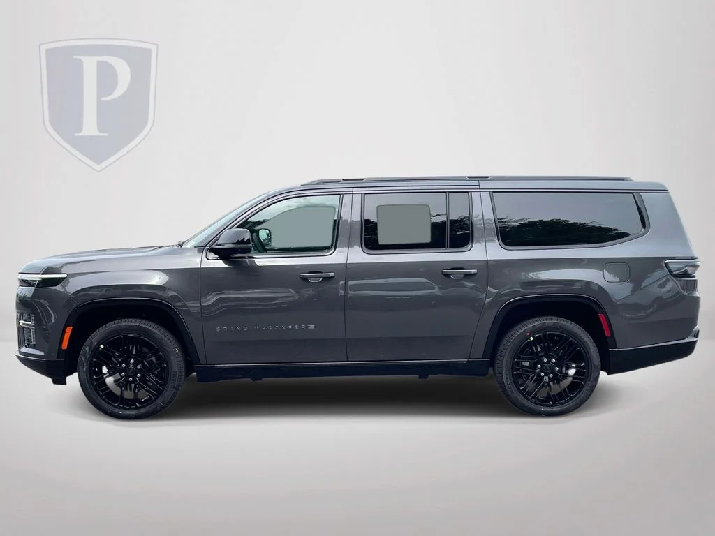 New 2026 Baltic-Gray Metallic Clear-Coat Exterior Paint Jeep Limited Reserve image 5