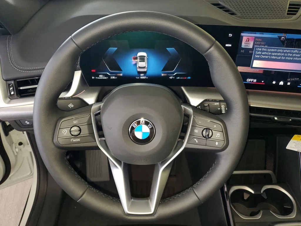 Used 2026 Alpine White BMW xDrive28i image 18
