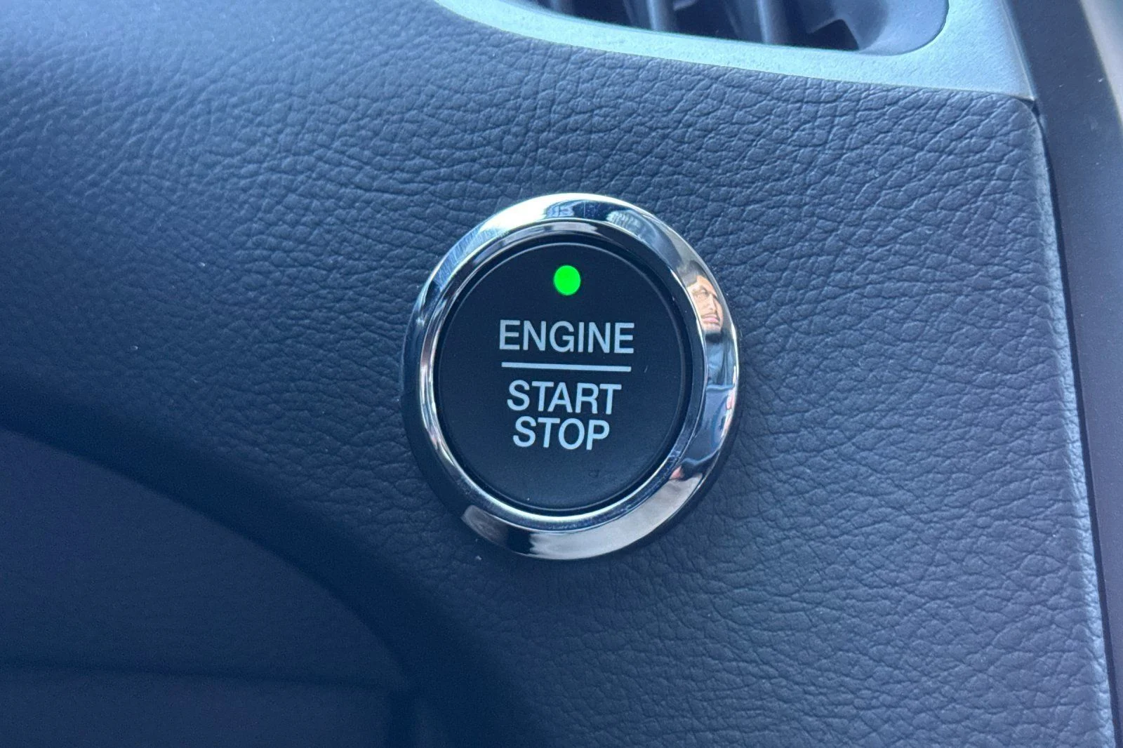 2024 Ford Edge SEL - Photo 19