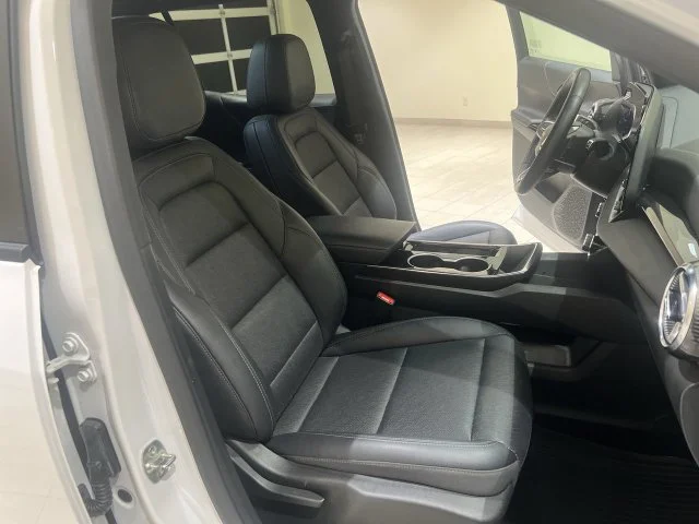 2025 Chevrolet Equinox LT - Photo 23