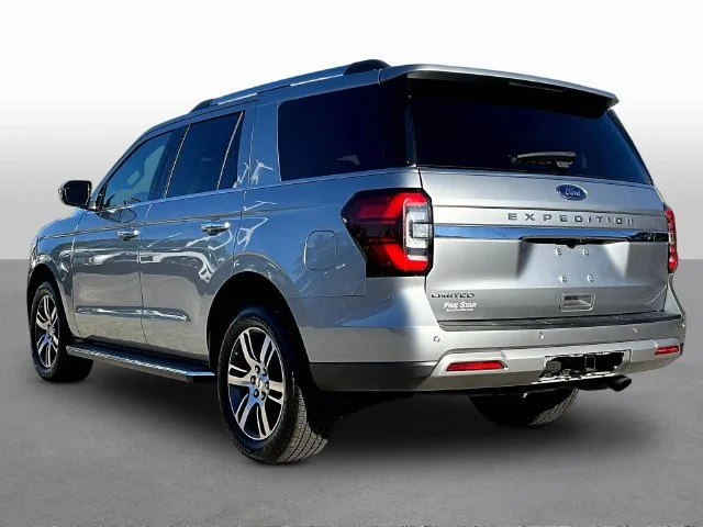 Used 2023 Silver Ford Limited image 5