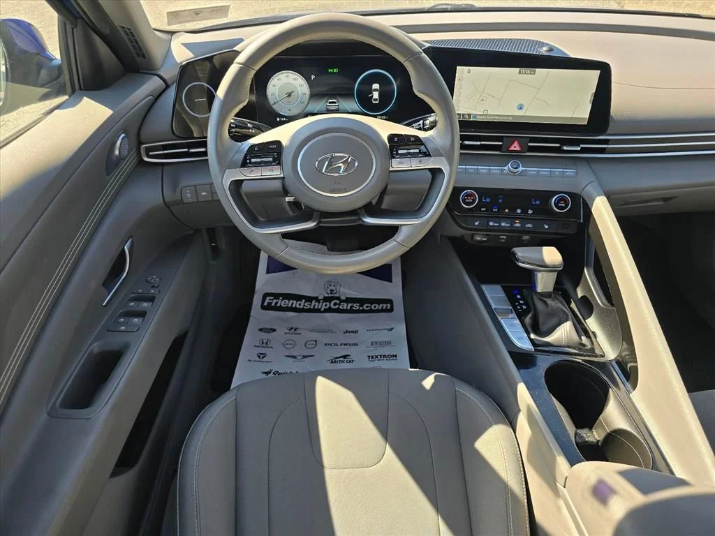 Used 2023 Blue Hyundai SEL image 3