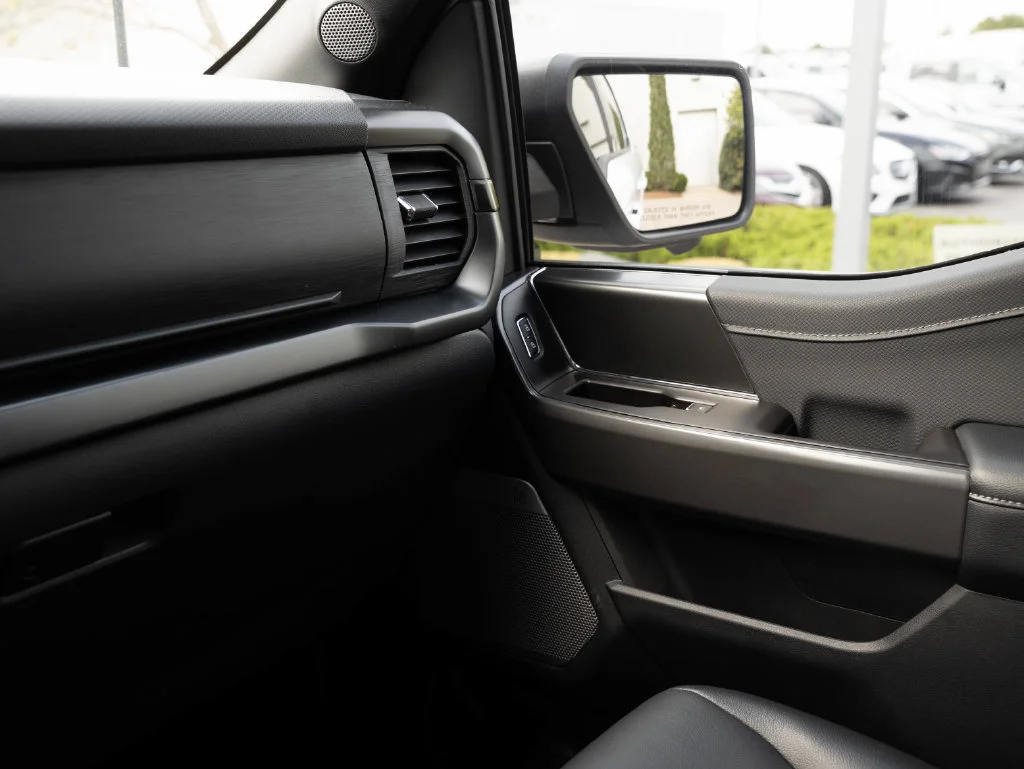 Used 2024 Oxford White Ford XLT image 37