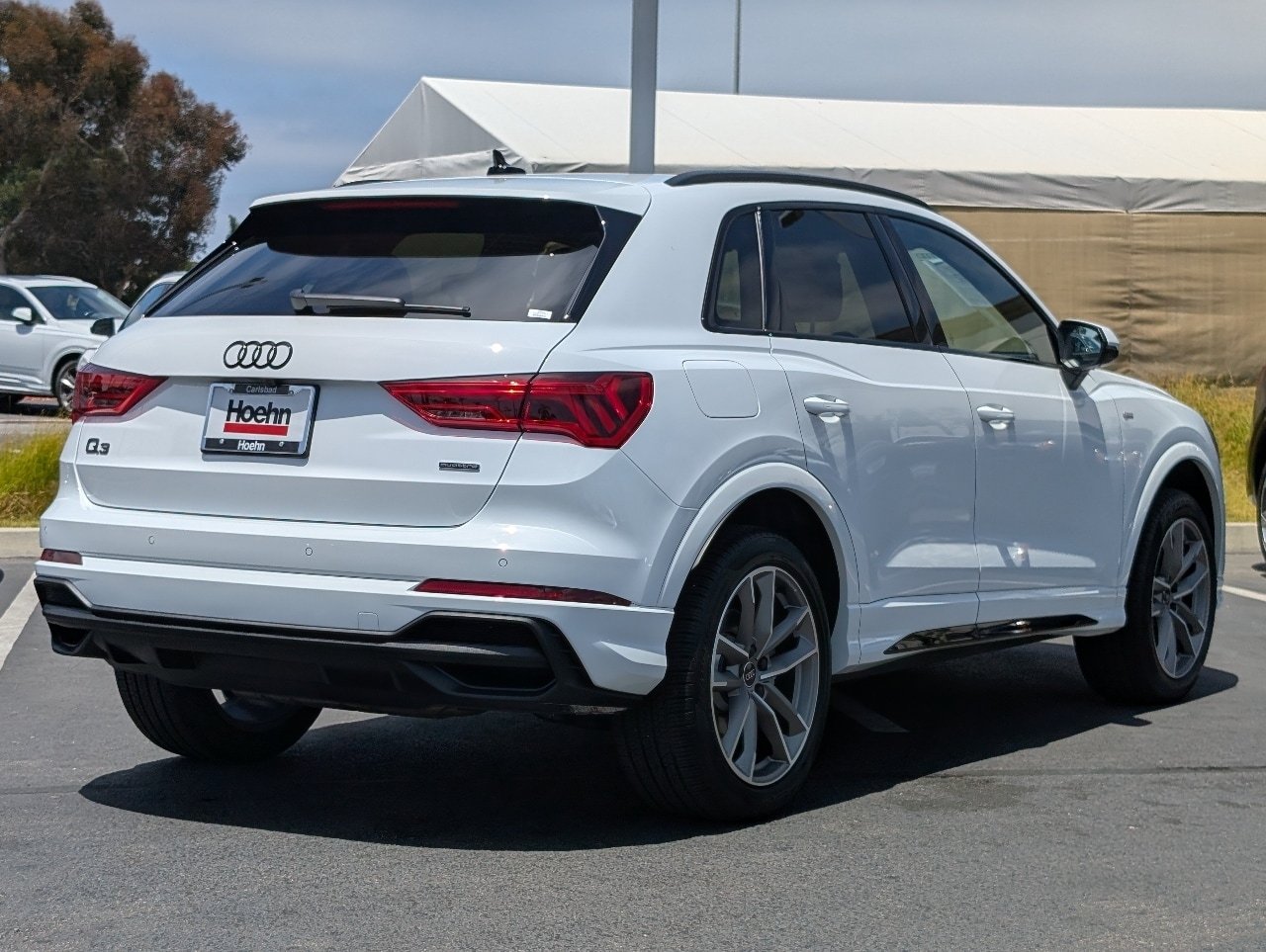 Used 2025 Glacier White Audi Premium image 11