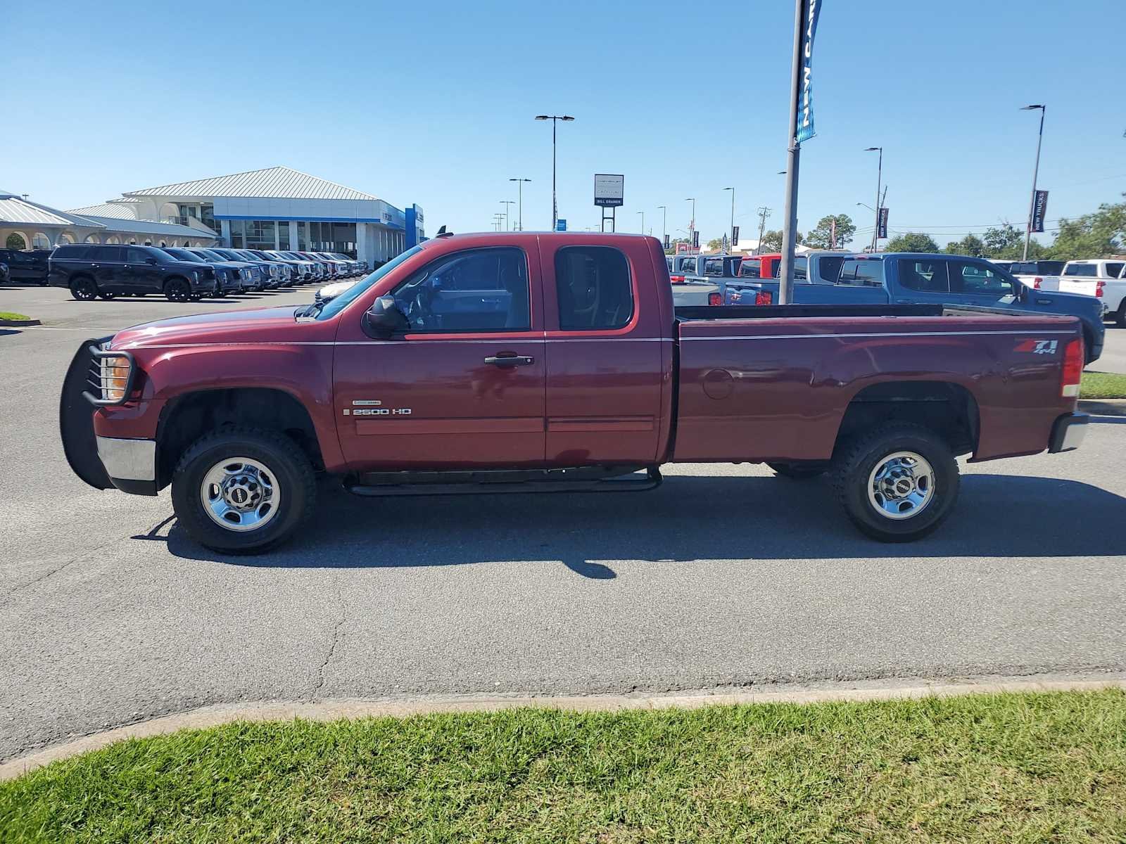 2008 Gmc Sierra 2500 HD photo 2