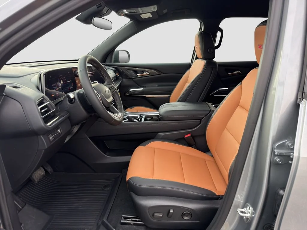 New 2027 Sterling Gray Metallic Chevrolet Z71 image 9