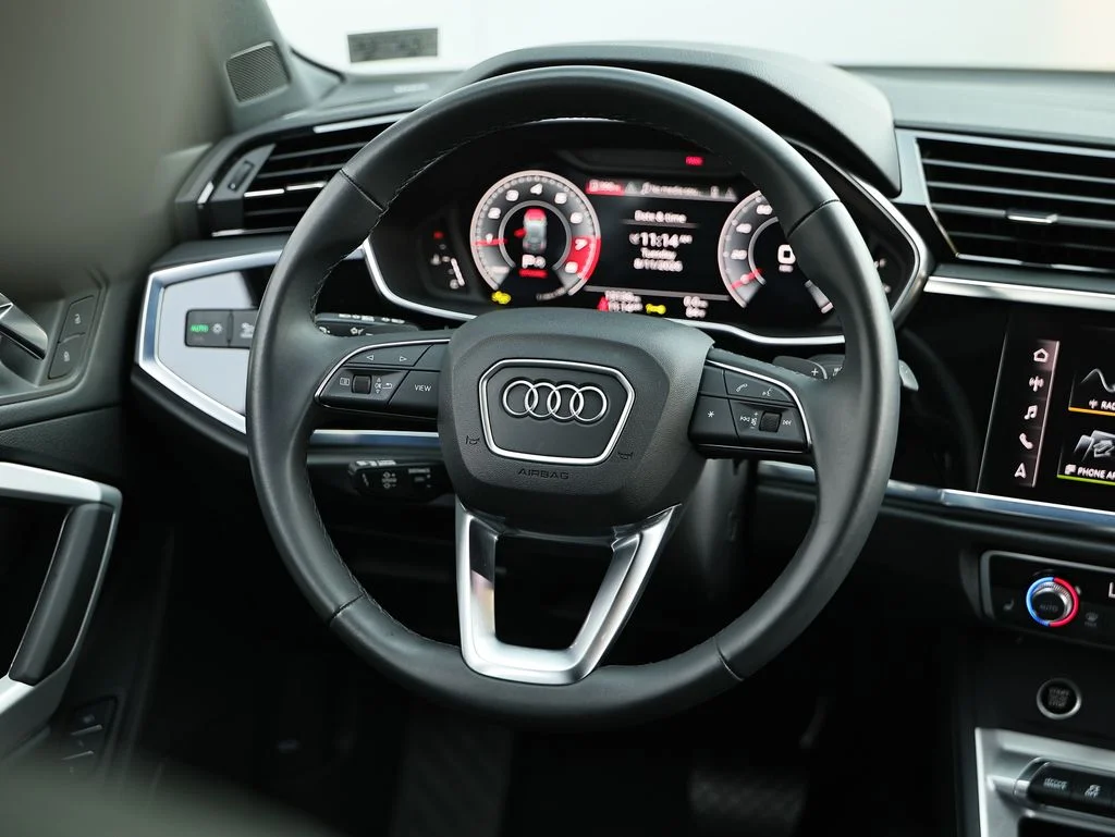 Used 2024 Gray Audi Premium Plus image 28