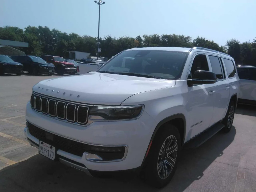 Used 2024 Bright White Clearcoat Jeep Series II image 2