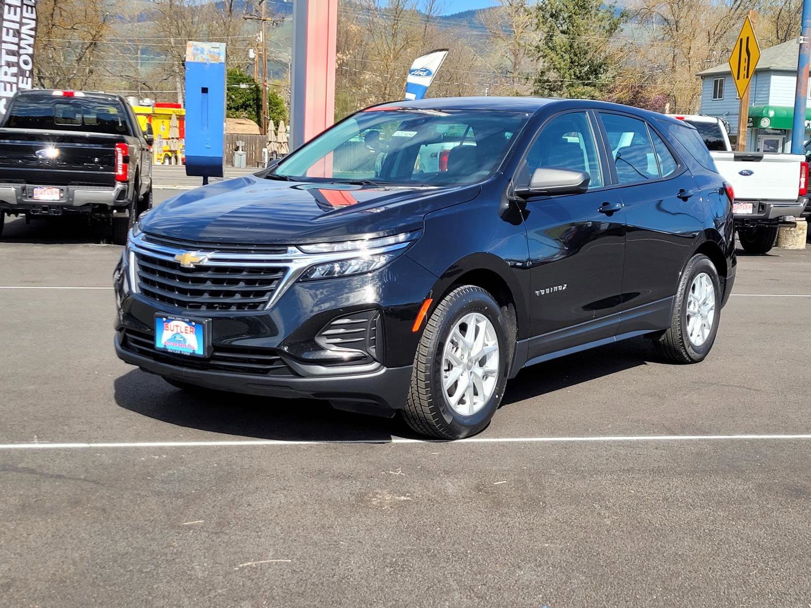 2023 Chevrolet Equinox LS