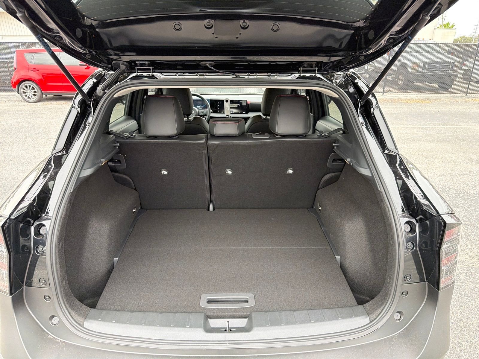 New 2026 Nissan Kicks SR 4D Sport Utility