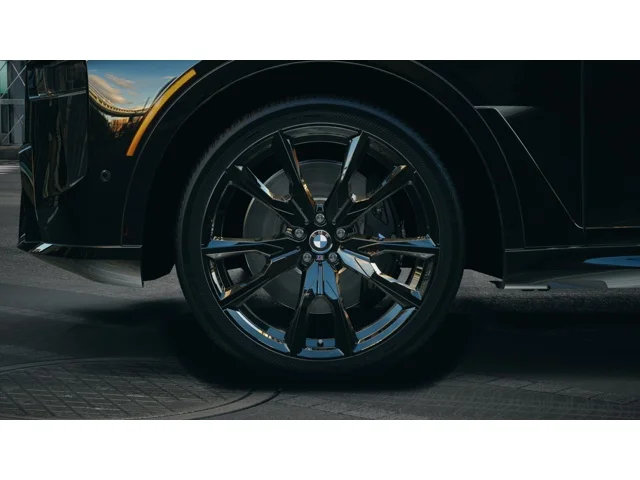 New 2027 Black Sapphire Metallic BMW  image 7