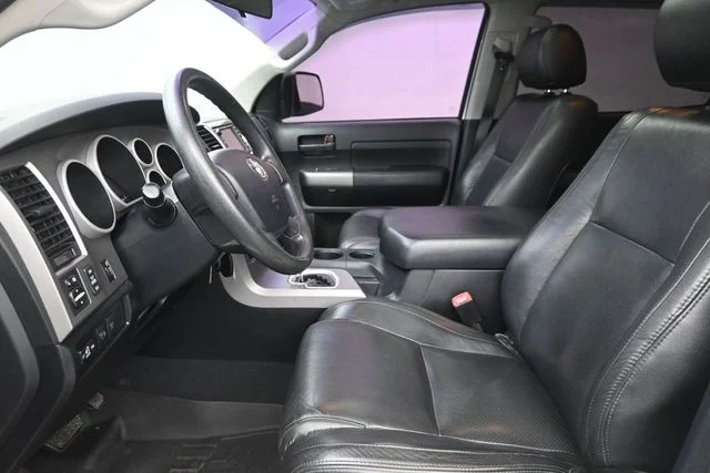Used 2011 White Toyota Grade image 15