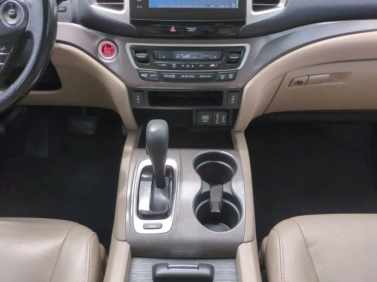 Used 2017  Honda EX-L image 19
