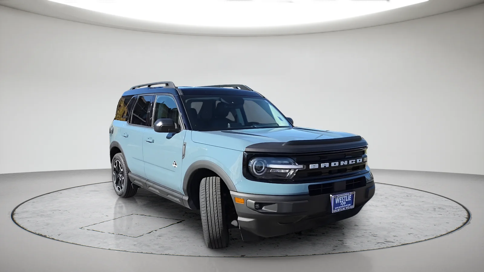 Certified Used 2023 Green Ford Outer Banks image 3