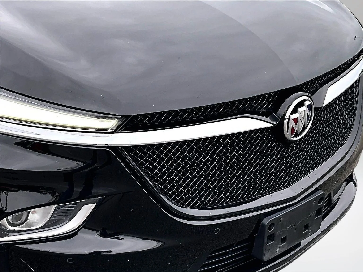 Used 2022 Black Buick Essence image 30