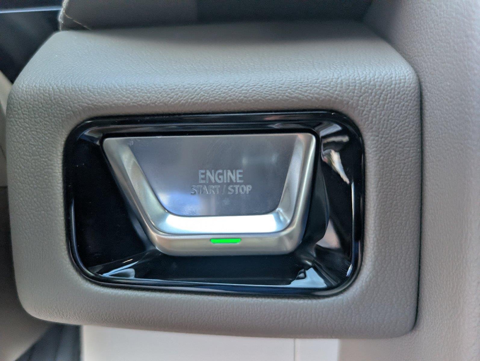 New 2026 Glacier White Tricoat GMC Denali image 22