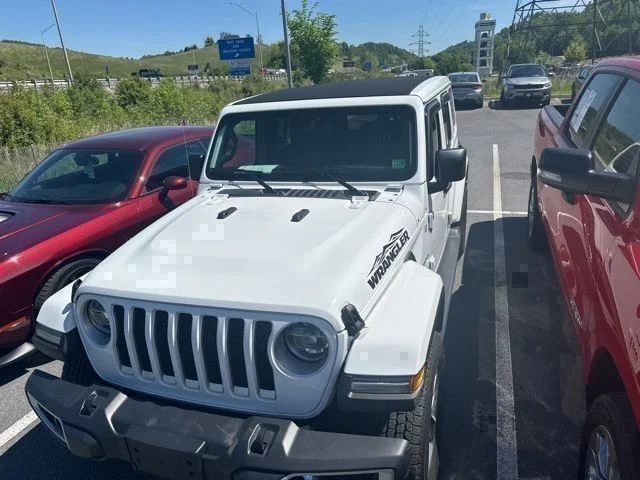 Used 2021 White Jeep Unlimited Sahara image 11