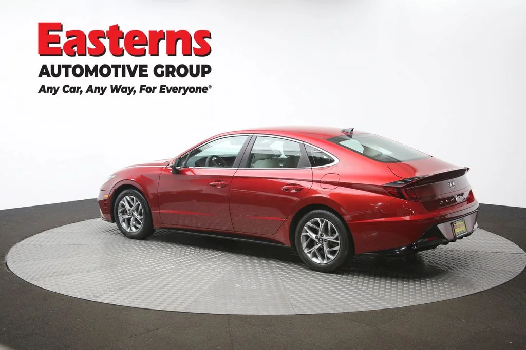 Used 2023 Red Hyundai SEL image 63