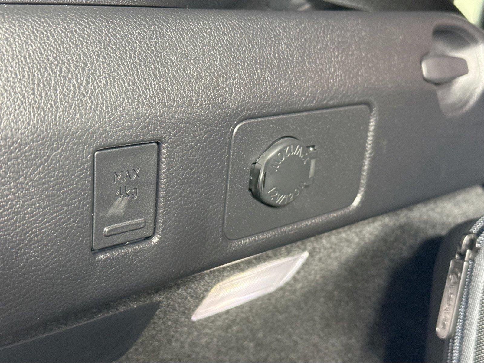 Used 2024 Iridium w/ Obsidian Roof Lexus UX 250h F SPORT Handling image 41