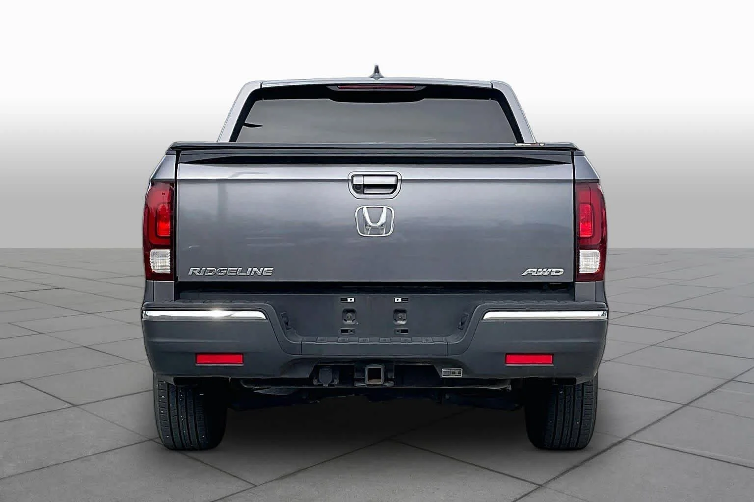 Certified Used 2018 Modern Steel Metallic Honda RTL image 5
