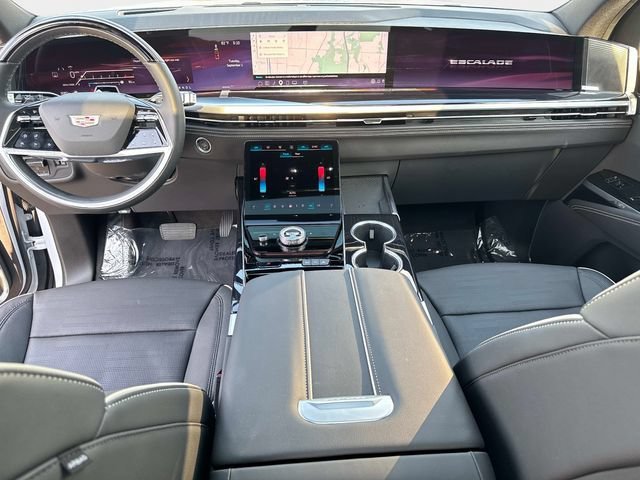 2026 Cadillac Escalade Sport - Photo 18