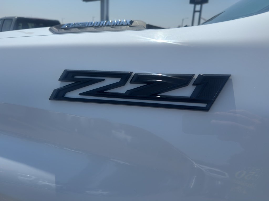 Used 2024 Summit White Chevrolet LTZ image 10
